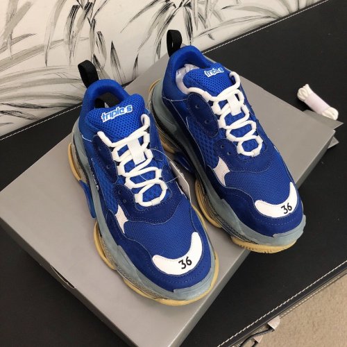 Balenciaga Mens Shoes Triple S Sneaker