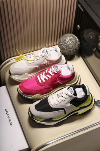 Balenciaga Womens Shoes Breathable Design Sneakers Luxury Brand Triple S Sneaker