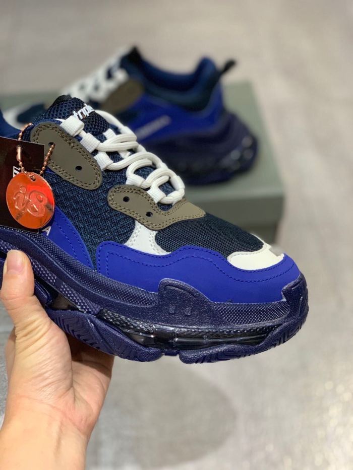 Balenciaga Womens Shoes Breathable Design Sneakers Luxury Brand Triple S Sneaker