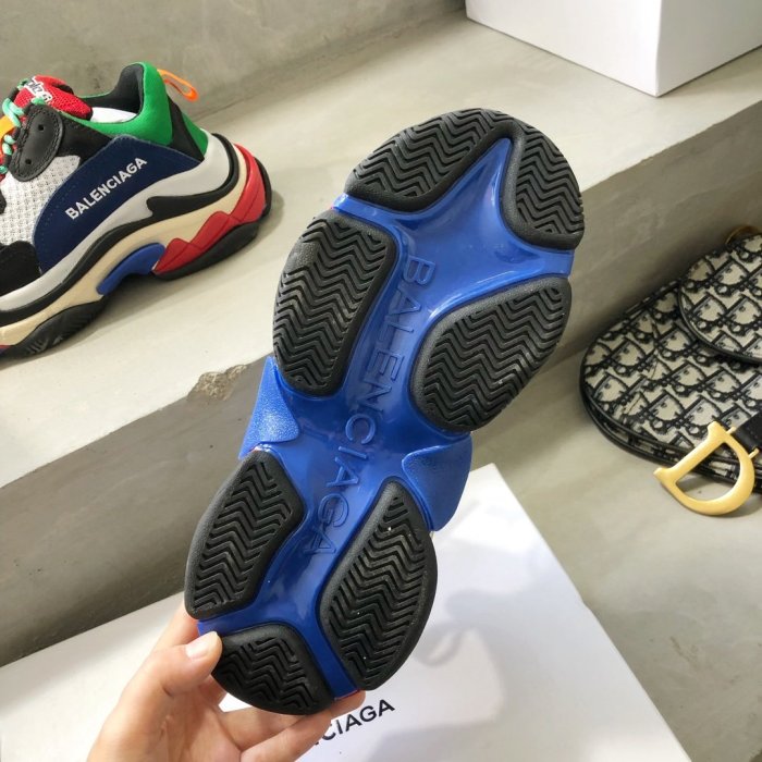 Balenciaga Mens Shoes Triple S Sneaker