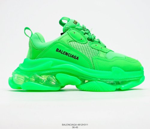 Balenciaga Mens Shoes Triple S Sneaker 4812H311
