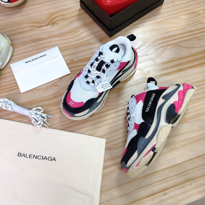 Balenciaga Womens Shoes Breathable Design Sneakers Luxury Brand Triple S Sneaker