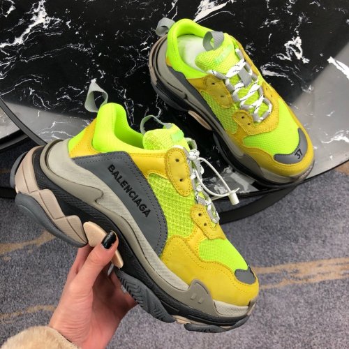 Balenciaga Womens Shoes Breathable Design Sneakers Luxury Brand Triple S Sneaker