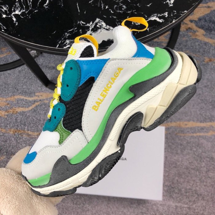Balenciaga Womens Shoes Breathable Design Sneakers Luxury Brand Triple S Sneaker