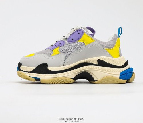 Balenciaga Womens Shoes Triple S Sneaker 4019K322