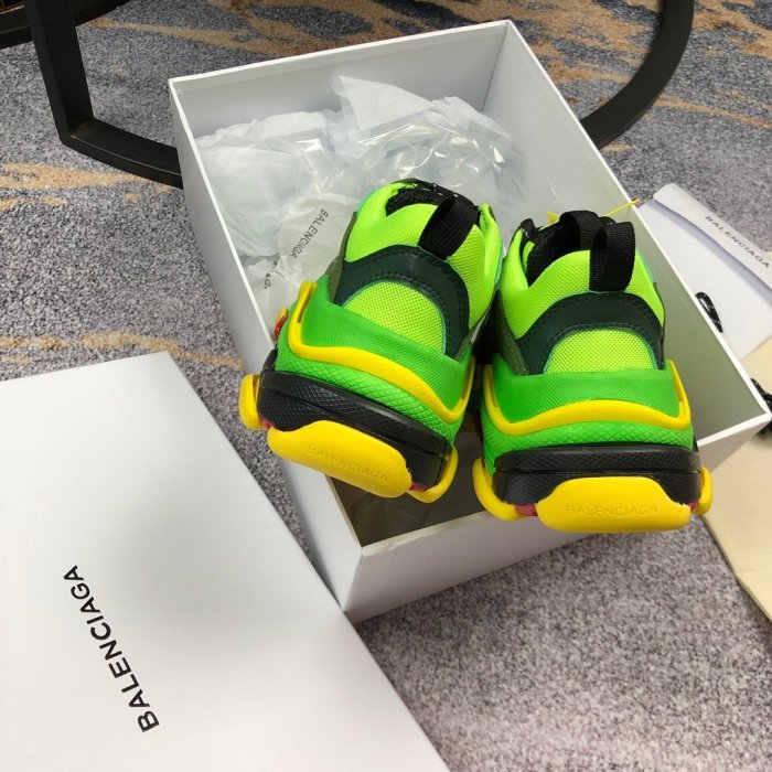 Balenciaga Womens Shoes Breathable Design Sneakers Luxury Brand Triple S Sneaker