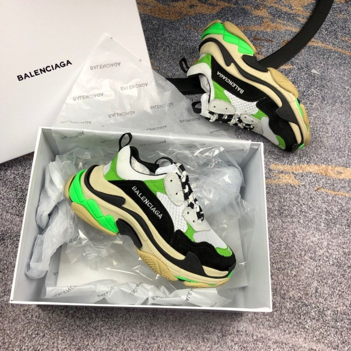 Balenciaga Womens Shoes Breathable Design Sneakers Luxury Brand Triple S Sneaker