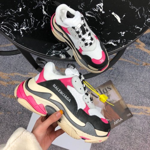 Balenciaga Womens Shoes Breathable Design Sneakers Luxury Brand Triple S Sneaker