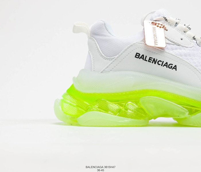 Balenciaga Mens Shoes Triple S Sneaker 3615H47