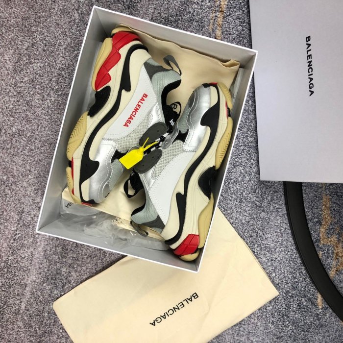 Balenciaga Womens Shoes Breathable Design Sneakers Luxury Brand Triple S Sneaker