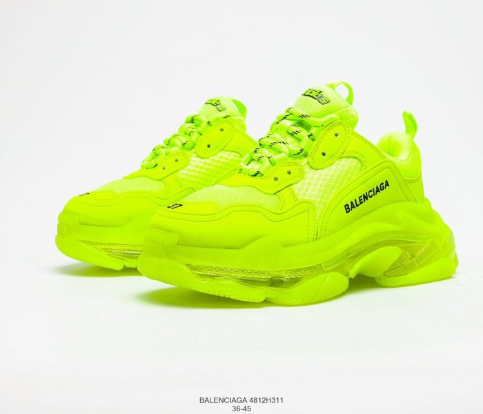 Balenciaga Mens Shoes Triple S Sneaker 4812H311