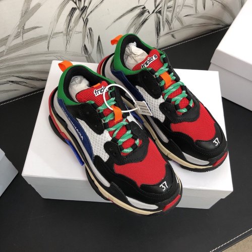 Balenciaga Mens Shoes Triple S Sneaker