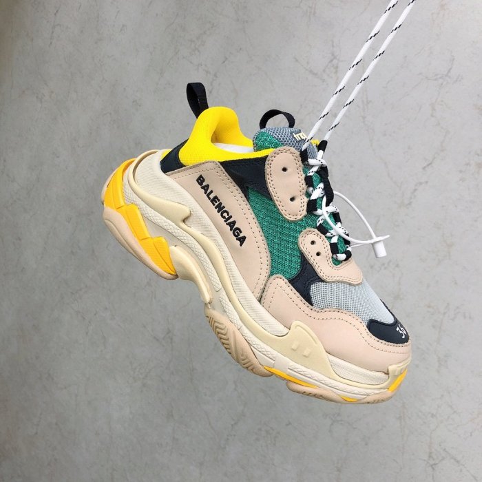 Balenciaga Womens Shoes Breathable Design Sneakers Luxury Brand Triple S Sneaker