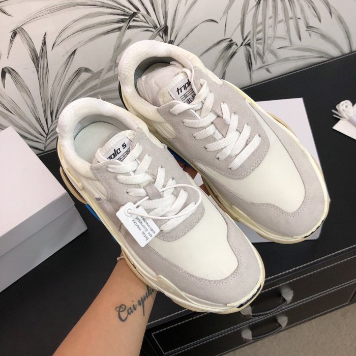 Balenciaga Womens Shoes Breathable Design Sneakers Luxury Brand Triple S Sneaker