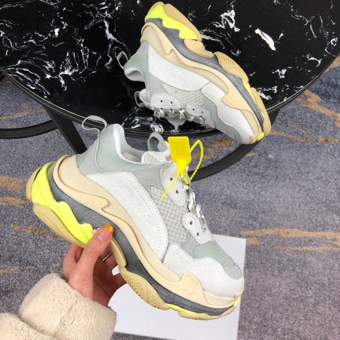 Balenciaga Womens Shoes Breathable Design Sneakers Luxury Brand Triple S Sneaker
