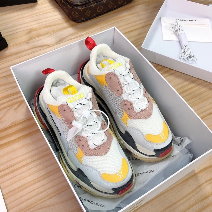 Balenciaga Womens Shoes Breathable Design Sneakers Luxury Brand Triple S Sneaker