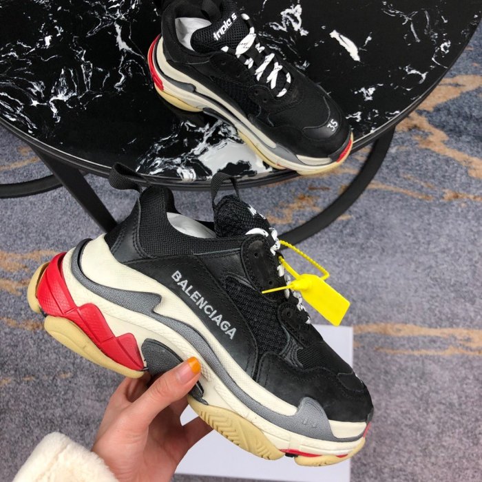 Balenciaga Womens Shoes Breathable Design Sneakers Luxury Brand Triple S Sneaker