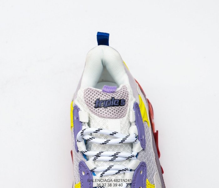 Balenciaga Womens Shoes Triple S Sneaker 4821N241