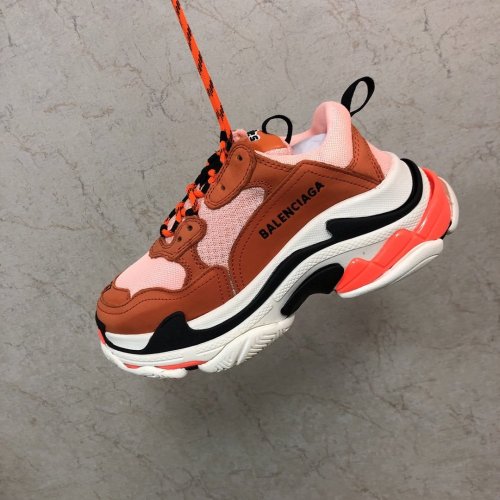 Balenciaga Womens Shoes Breathable Design Sneakers Luxury Brand Triple S Sneaker