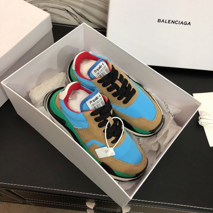 Balenciaga Womens Shoes Breathable Design Sneakers Luxury Brand Triple S Sneaker