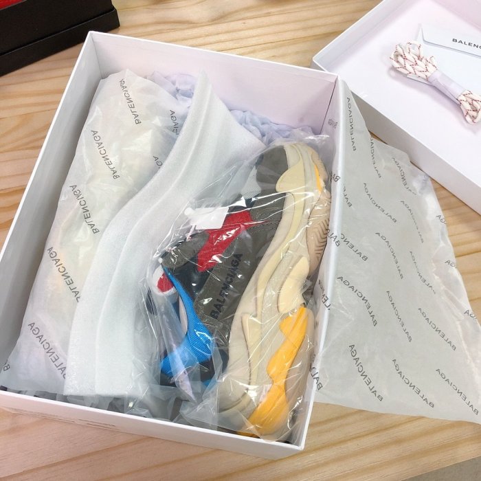 Balenciaga Womens Shoes Breathable Design Sneakers Luxury Brand Triple S Sneaker