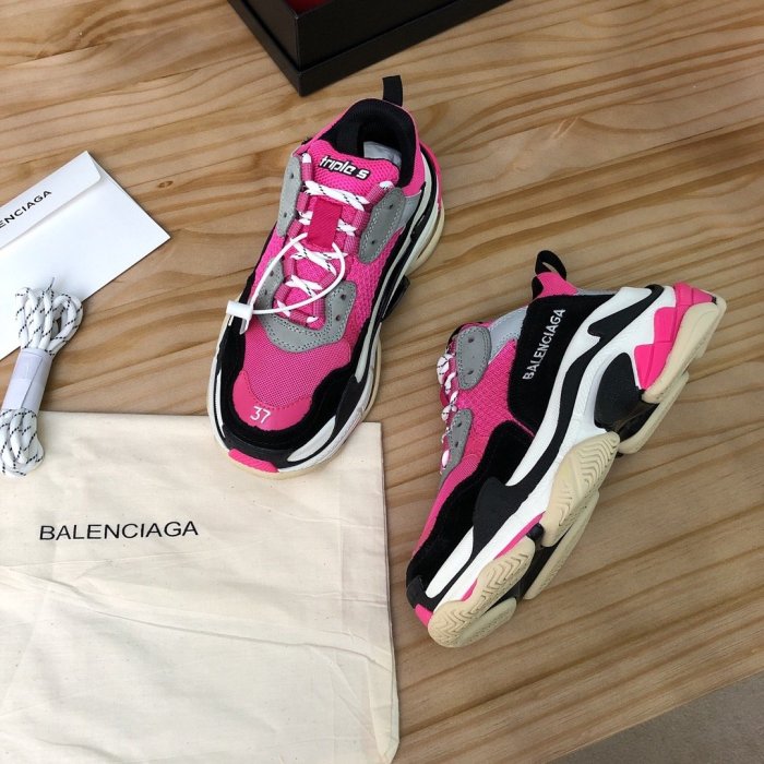 Balenciaga Womens Shoes Breathable Design Sneakers Luxury Brand Triple S Sneaker