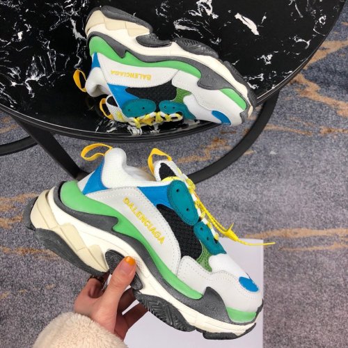 Balenciaga Womens Shoes Breathable Design Sneakers Luxury Brand Triple S Sneaker