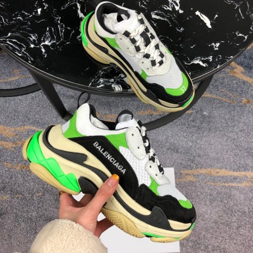 Balenciaga Womens Shoes Breathable Design Sneakers Luxury Brand Triple S Sneaker