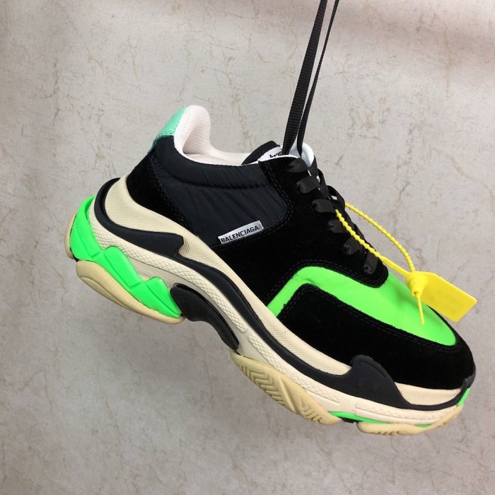 Balenciaga Womens Shoes Breathable Design Sneakers Luxury Brand Triple S Sneaker
