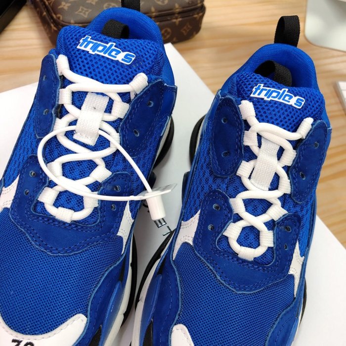 Balenciaga Womens Shoes Breathable Design Sneakers Luxury Brand Triple S Sneaker