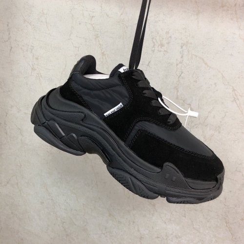 Balenciaga Womens Shoes Breathable Design Sneakers Luxury Brand Triple S Sneaker