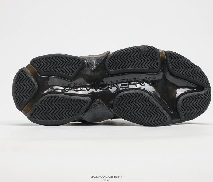 Balenciaga Mens Shoes Triple S Sneaker 3615H47