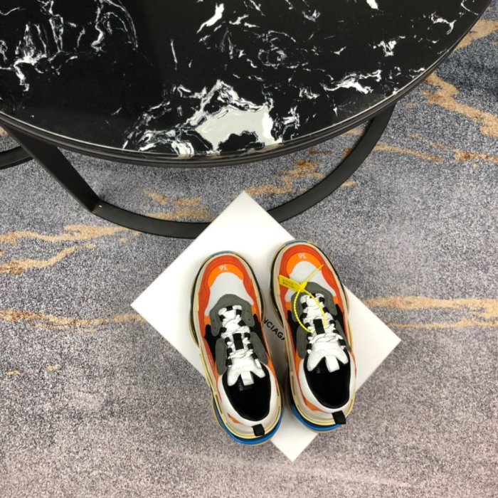 Balenciaga Womens Shoes Breathable Design Sneakers Luxury Brand Triple S Sneaker