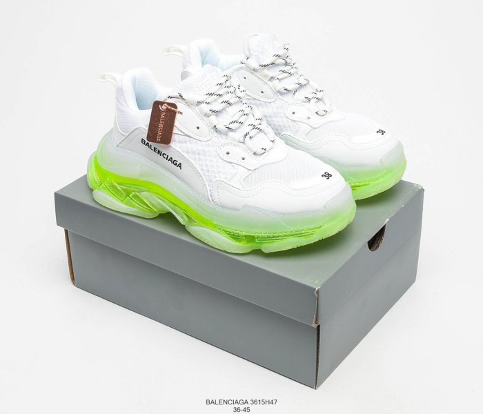 Balenciaga Mens Shoes Triple S Sneaker 3615H47