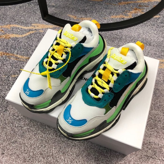 Balenciaga Womens Shoes Breathable Design Sneakers Luxury Brand Triple S Sneaker