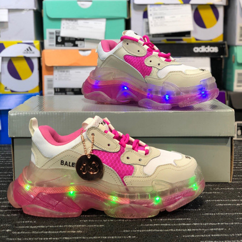 Balenciaga Womens Shoes Triple S Sneaker 014236912
