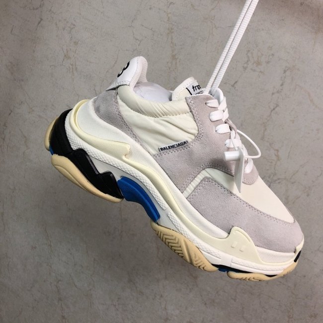 Balenciaga Womens Shoes Breathable Design Sneakers Luxury Brand Triple S Sneaker
