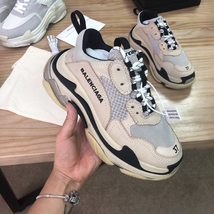 Balenciaga Womens Shoes Breathable Design Sneakers Luxury Brand Triple S Sneaker