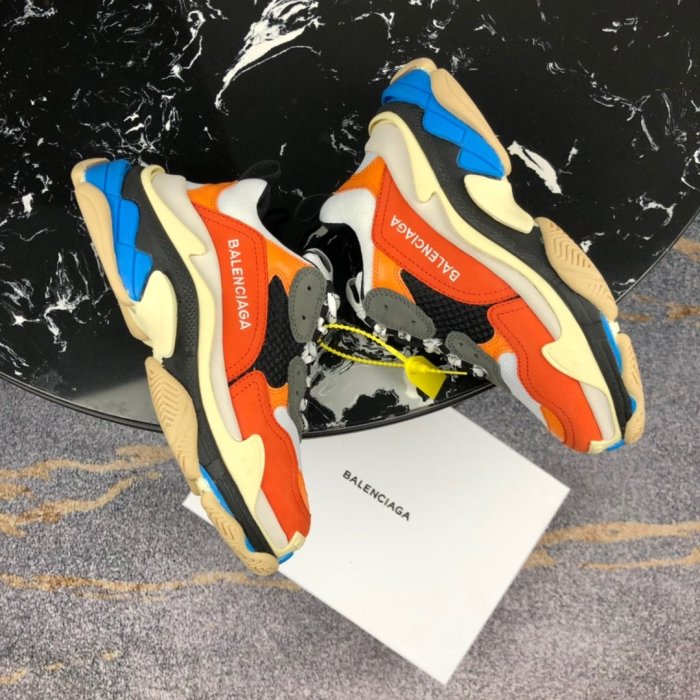 Balenciaga Womens Shoes Breathable Design Sneakers Luxury Brand Triple S Sneaker