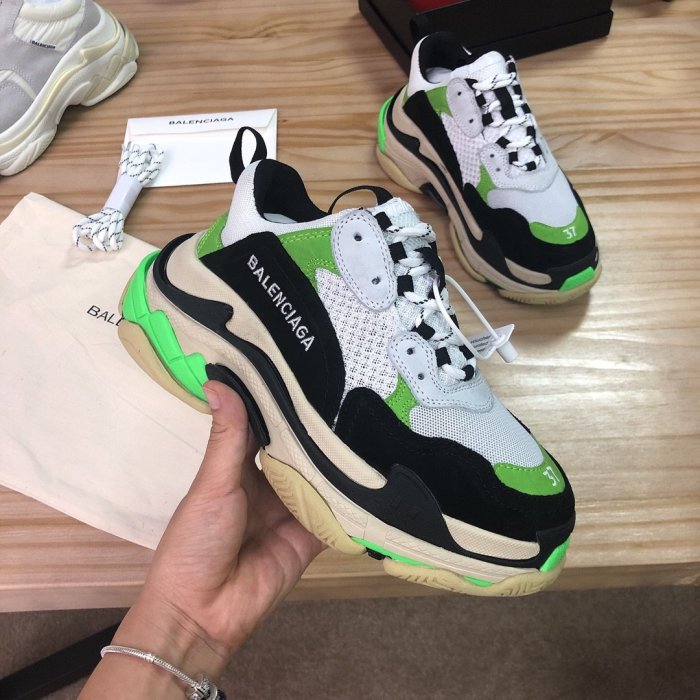 Balenciaga Womens Shoes Breathable Design Sneakers Luxury Brand Triple S Sneaker