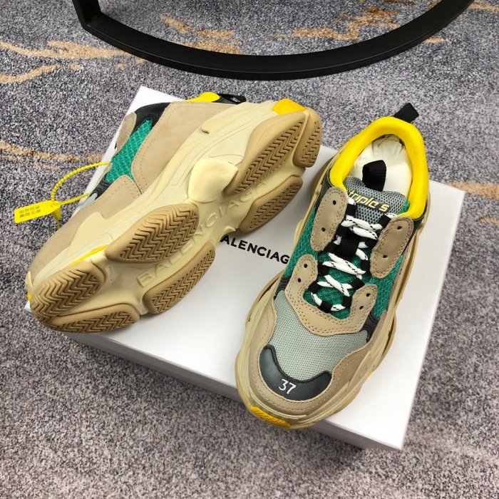 Balenciaga Womens Shoes Breathable Design Sneakers Luxury Brand Triple S Sneaker