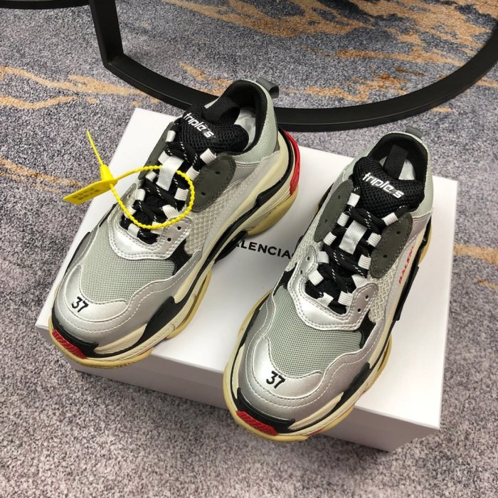 Balenciaga Womens Shoes Breathable Design Sneakers Luxury Brand Triple S Sneaker