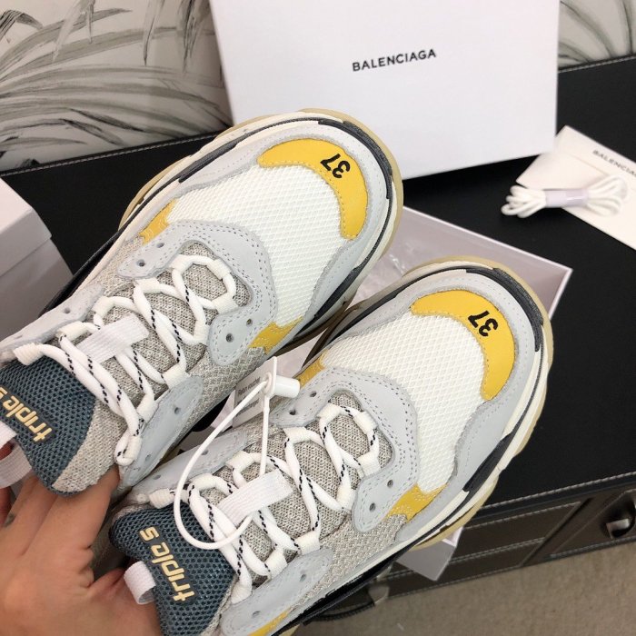 Balenciaga Womens Shoes Sneakers Luxury Brand Triple S Sneaker with Original Box