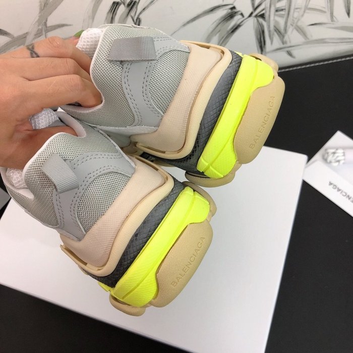 Balenciaga Womens Shoes Sneakers Luxury Brand Triple S Sneaker with Original Box
