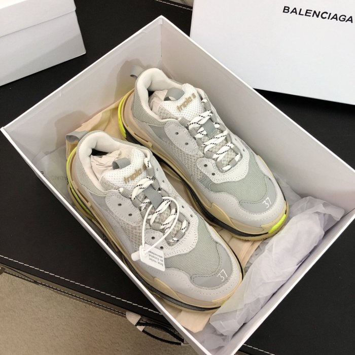 Balenciaga Womens Shoes Sneakers Luxury Brand Triple S Sneaker with Original Box
