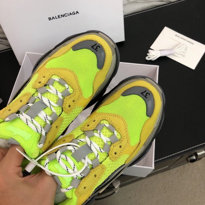 Balenciaga Womens Shoes Sneakers Luxury Brand Triple S Sneaker with Original Box
