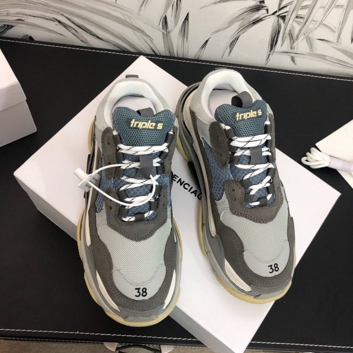 Balenciaga Womens Shoes Sneakers Luxury Brand Triple S Sneaker with Original Box