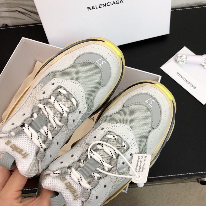 Balenciaga Womens Shoes Sneakers Luxury Brand Triple S Sneaker with Original Box