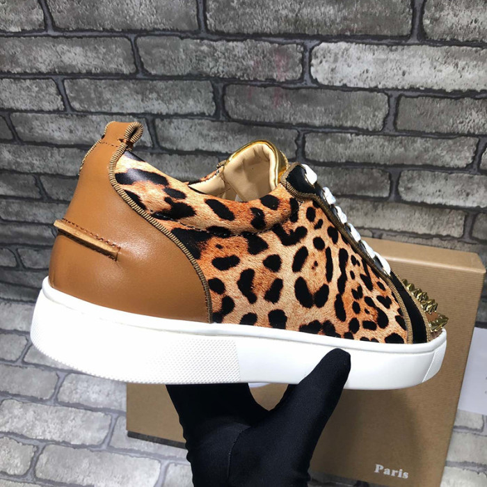 Christian Louboutin Mens Shoes Luxury Brand Red Bottom Design Louis Junior Spikes Flat with Original Box CL sneakers