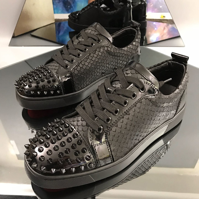 Christian Louboutin Mens Shoes Luxury Brand Red Bottom Design Louis Junior Spikes Flat with Original Box CL sneakers